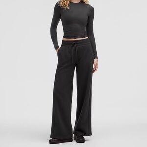 Lululemon Black Scuba Mid-Rise Wide-Leg Pant